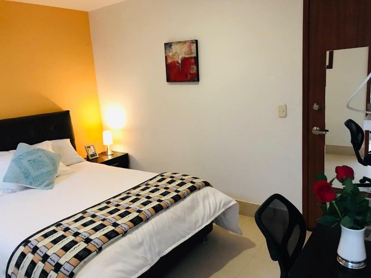 Casa Prada Bed & Breakfast Bogota Exterior photo